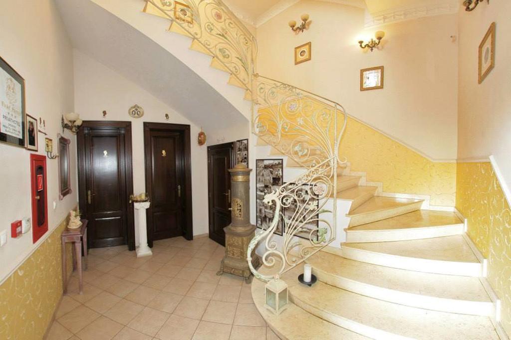 Hotel Slavia Salonta Extérieur photo