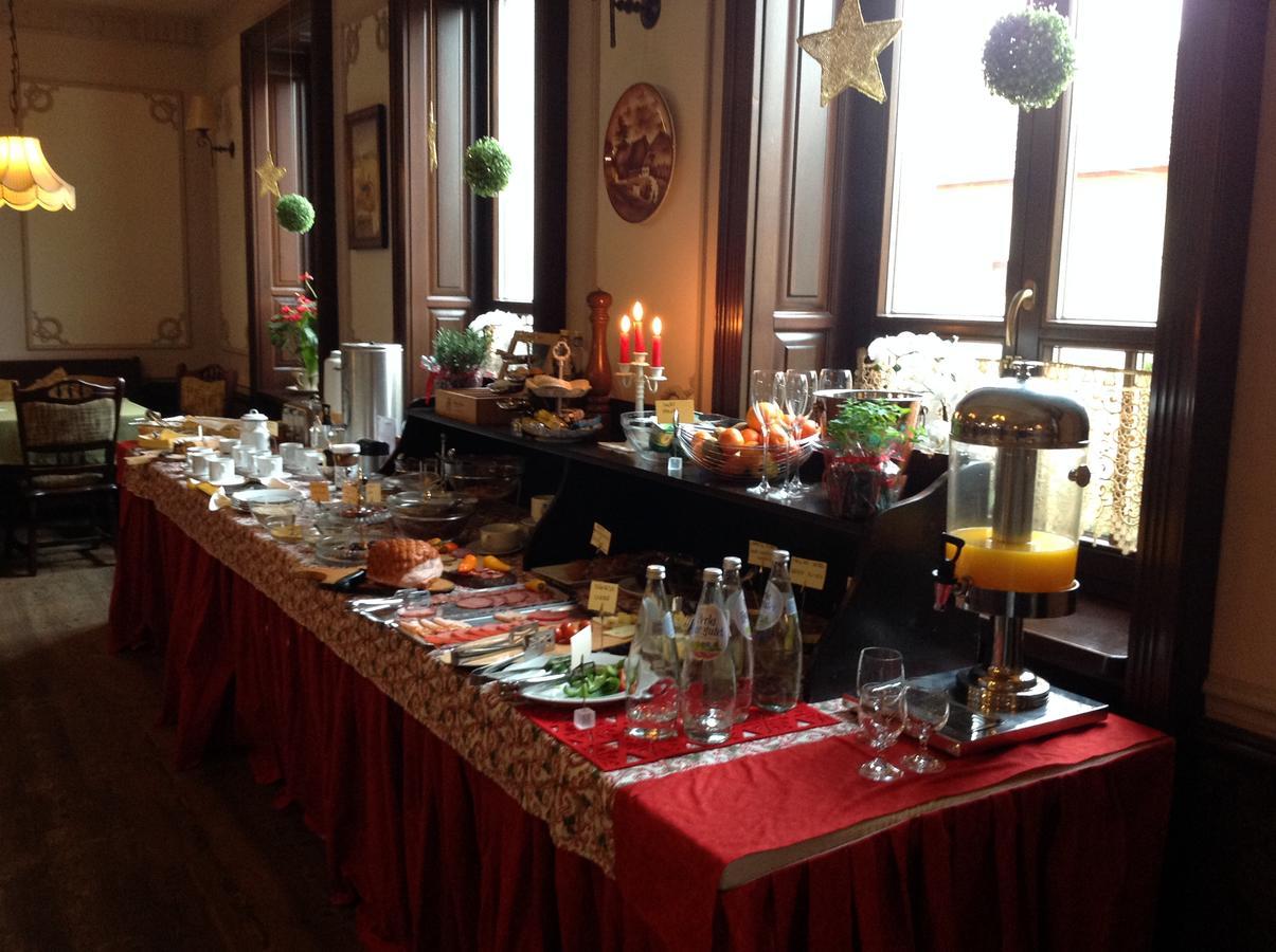 Hotel Slavia Salonta Extérieur photo